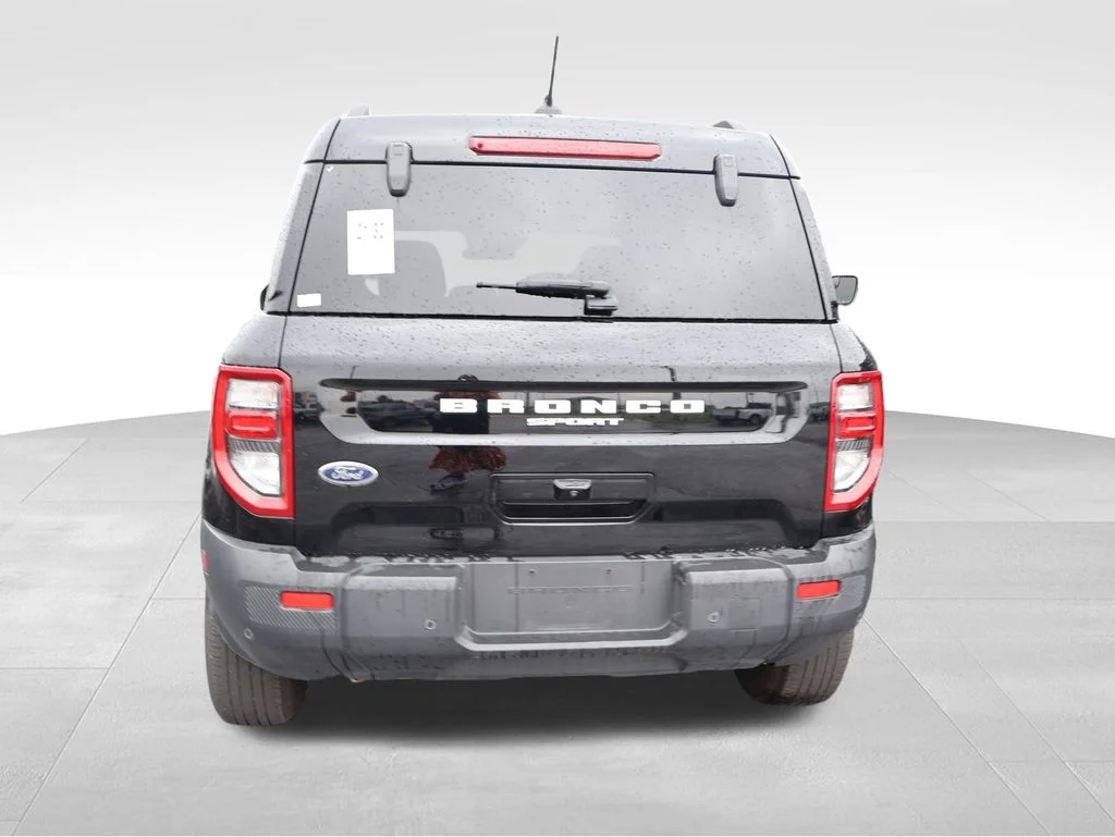 Used 2025 Shadow Black Ford Big Bend image 18