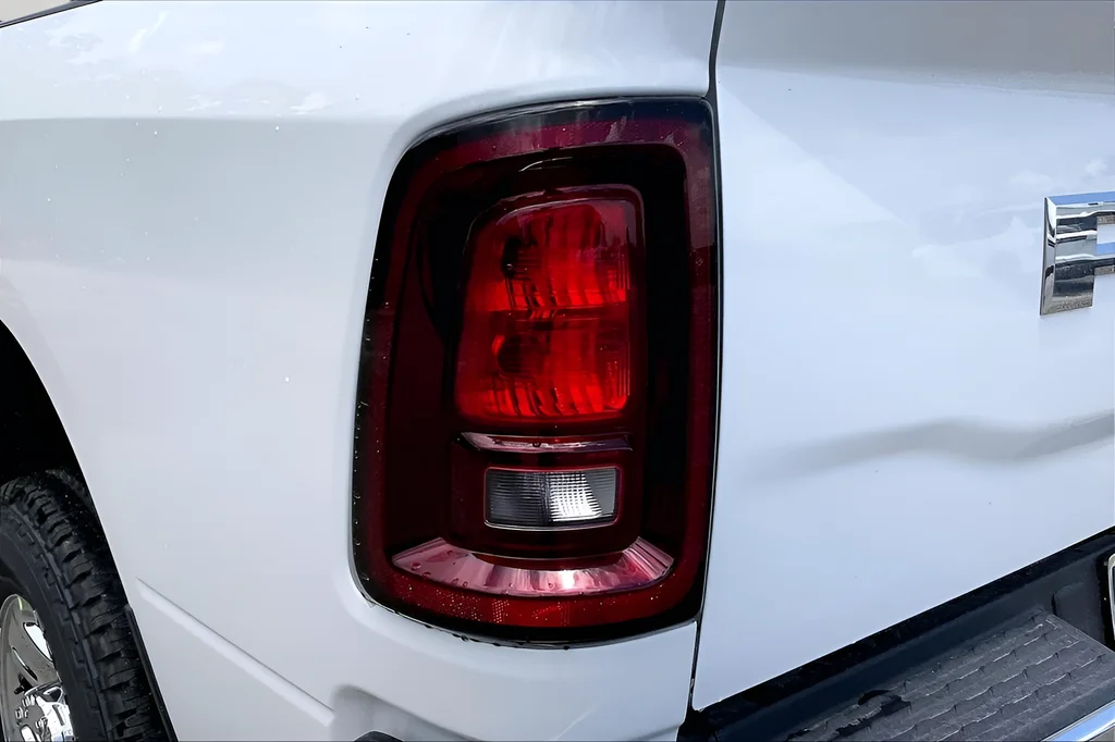 New 2026 Bright White Clearcoat RAM Tradesman image 15