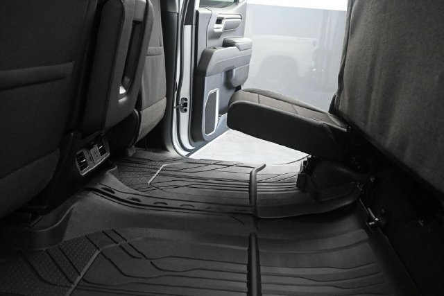 2026 Chevrolet Silverado 1500 LT - Photo 9