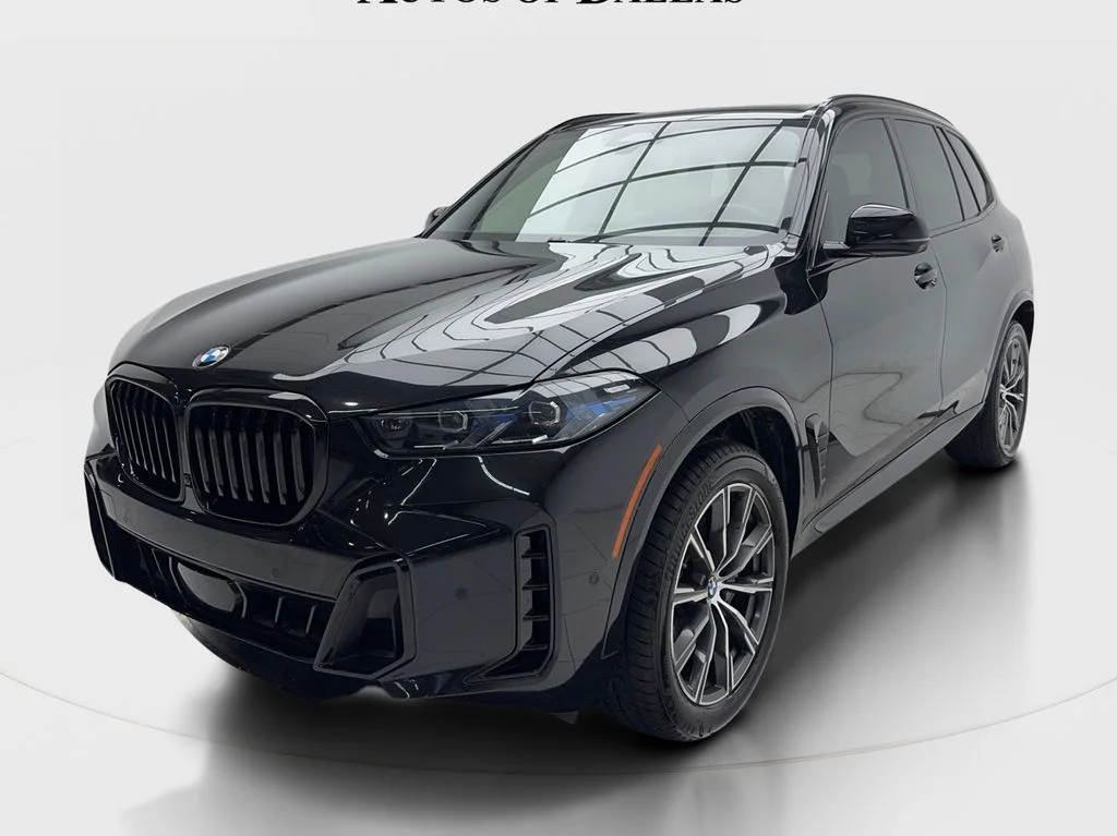 Used 2025 Black BMW sDrive40i image 4