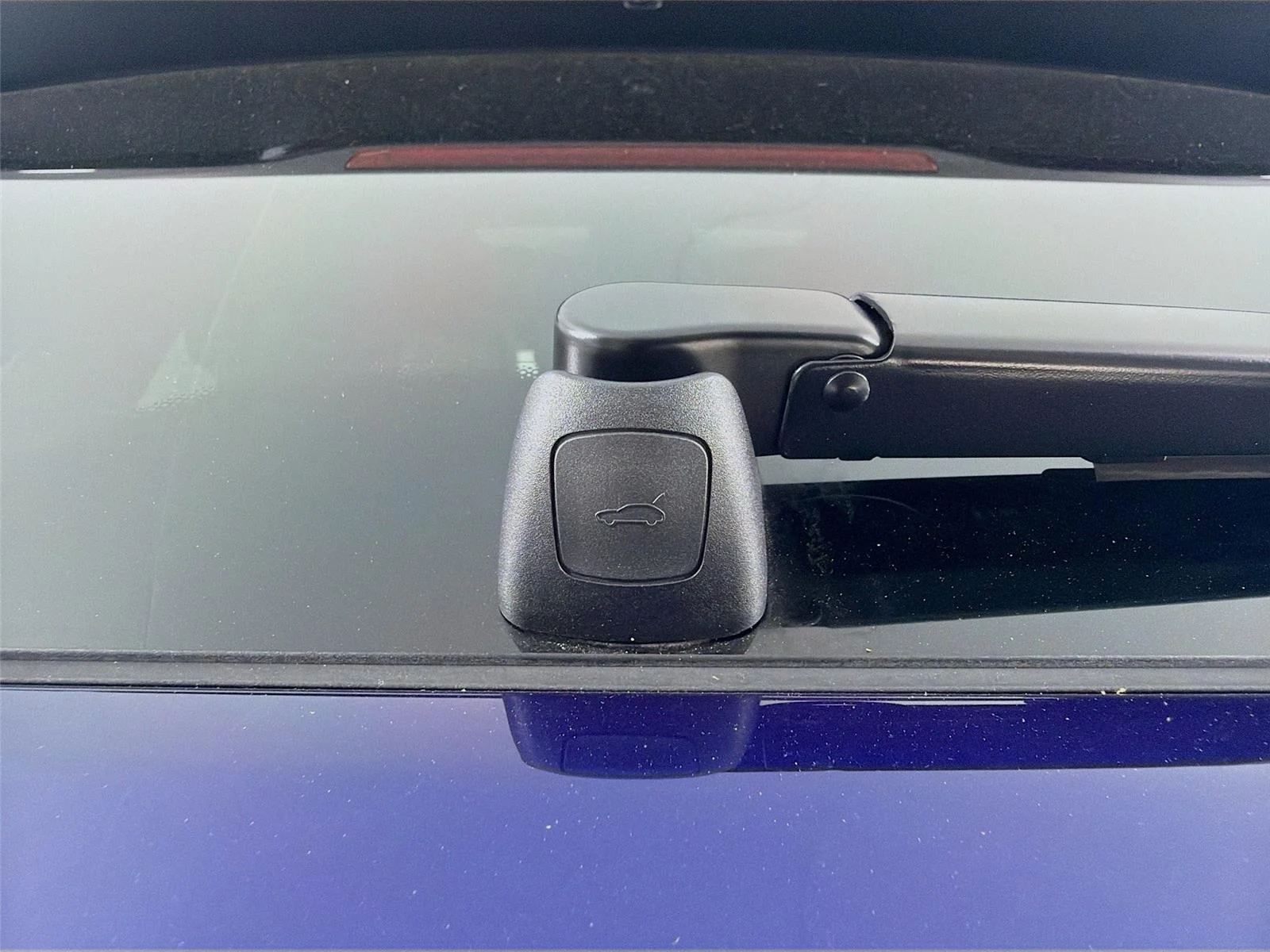 Certified Used 2026 Gentian Blue Metallic Porsche  image 25
