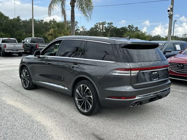 Used 2020 Gray Lincoln Reserve image 6