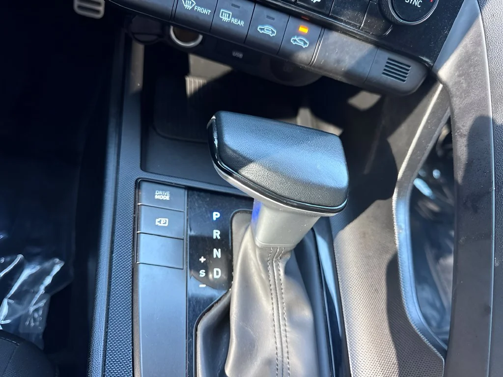 Used 2025 Blue Hyundai SEL Sport image 11