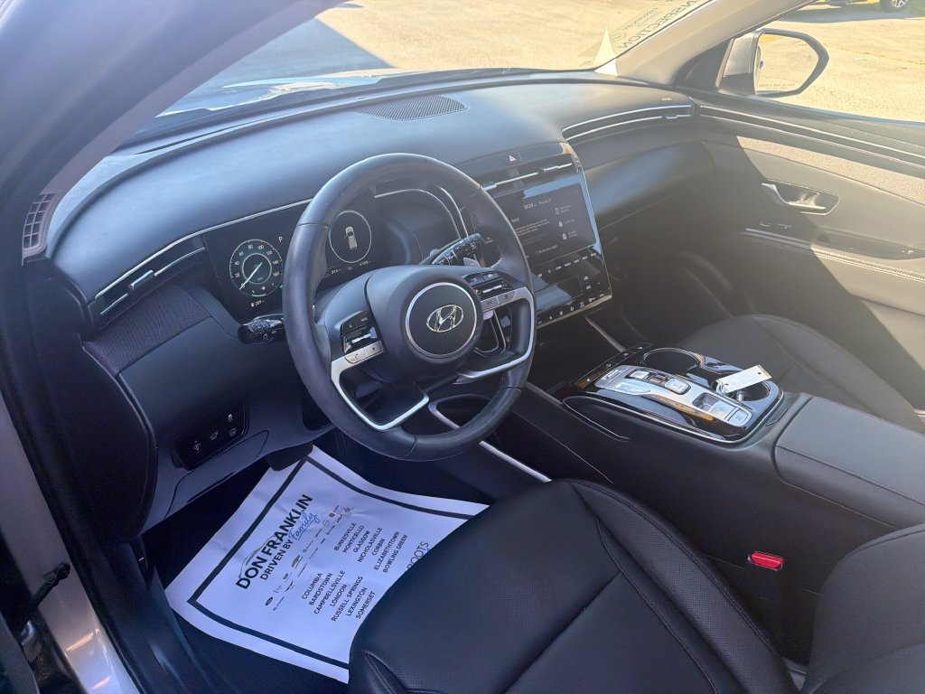 Used 2024 Silver Hyundai SEL Convenience image 16