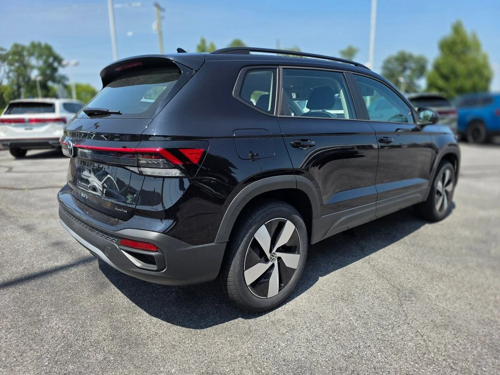 New 2026 Deep Black Pearl Volkswagen 1.5T S image 7