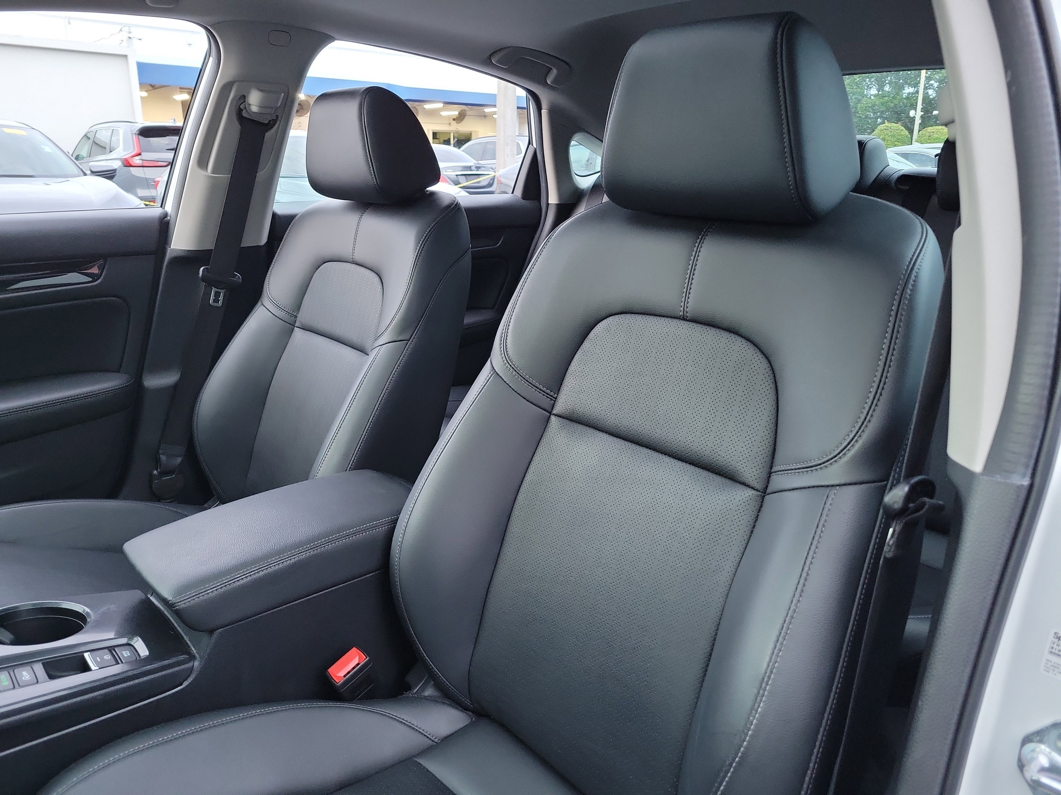 2024 Honda Civic Hatchback EX-L - Photo 48