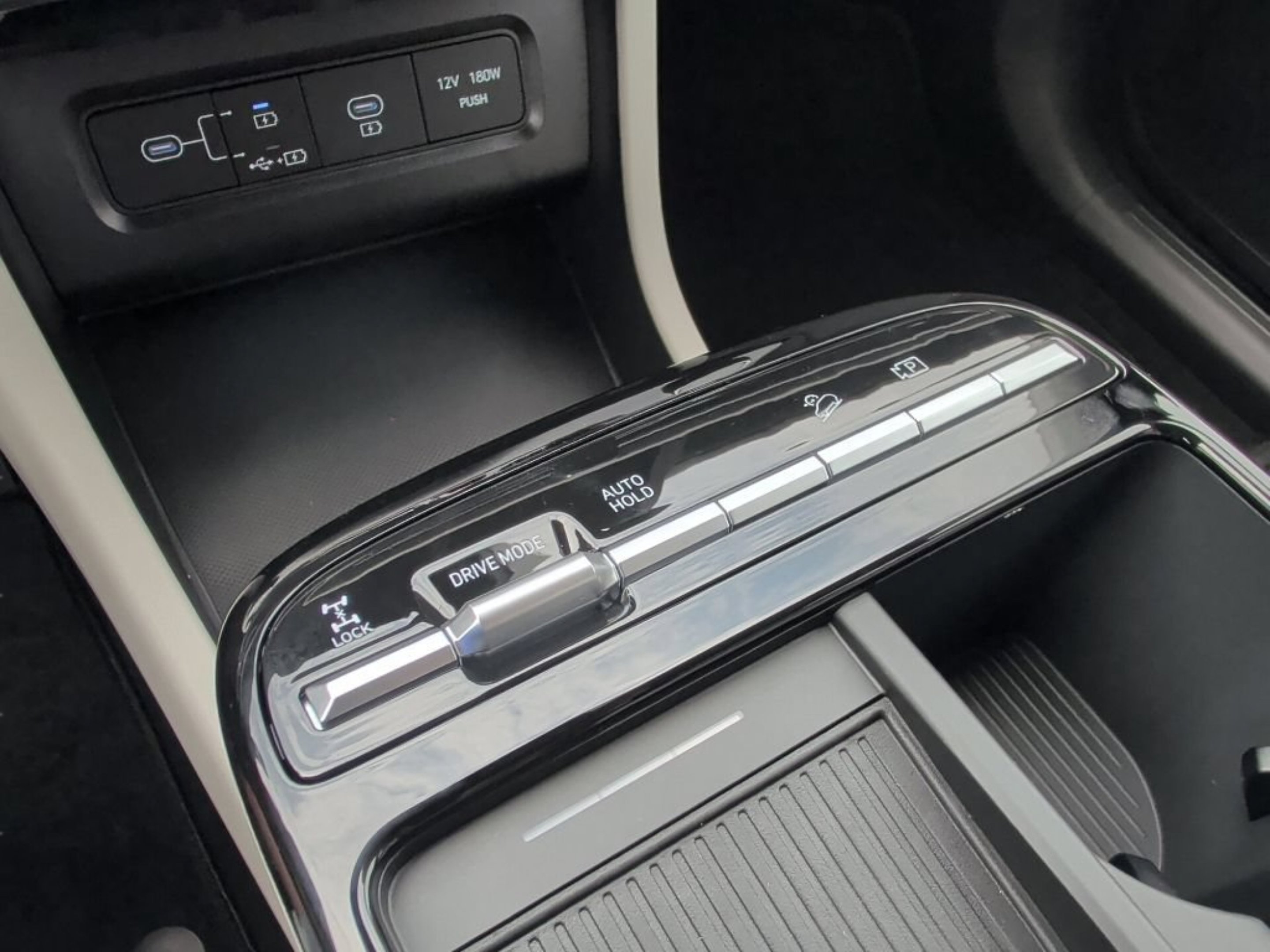 New 2026 Creamy White Pearl Hyundai SEL Convenience image 28