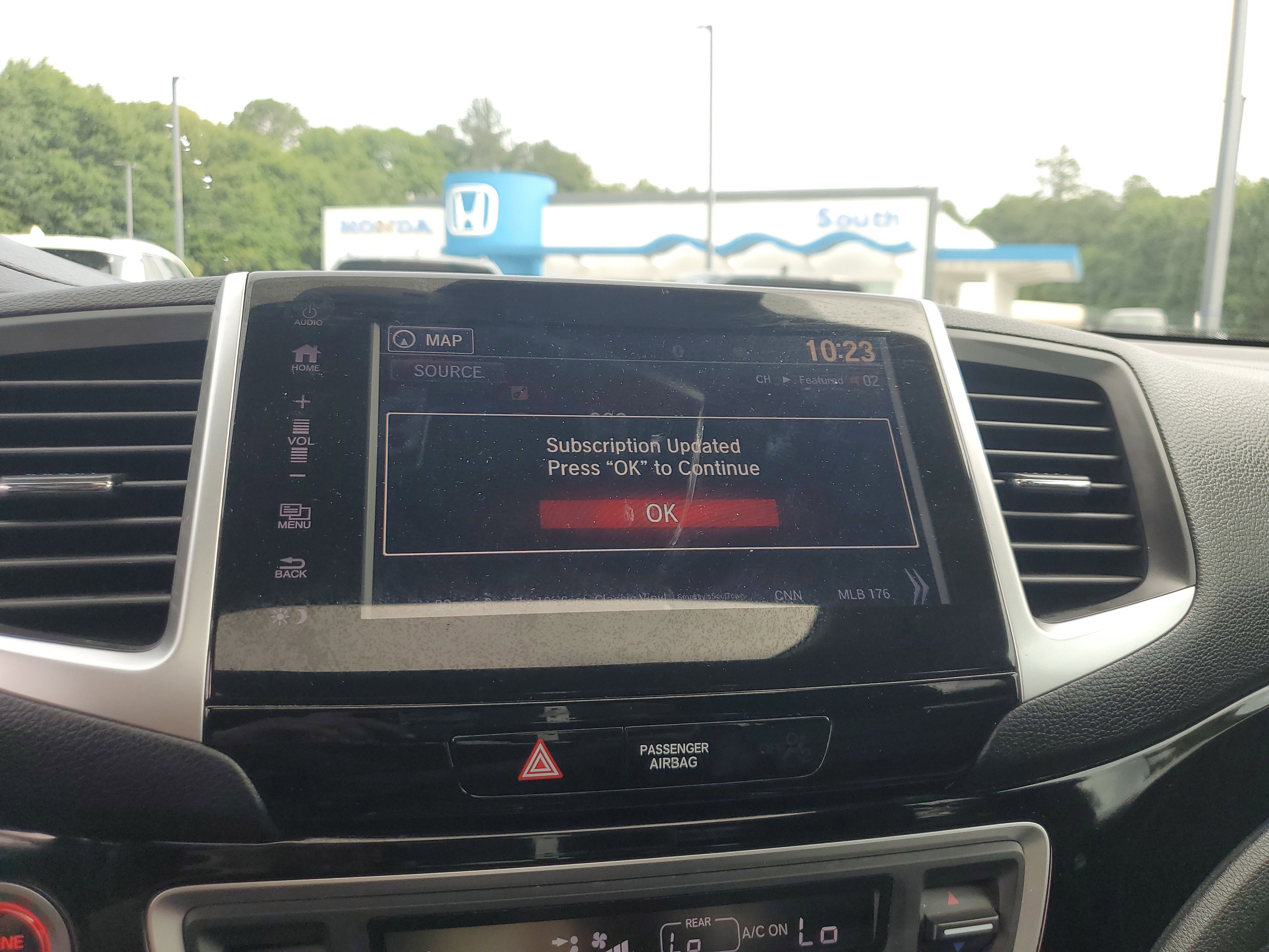 Used 2019 Crystal Black Pearl Honda Black Edition image 19