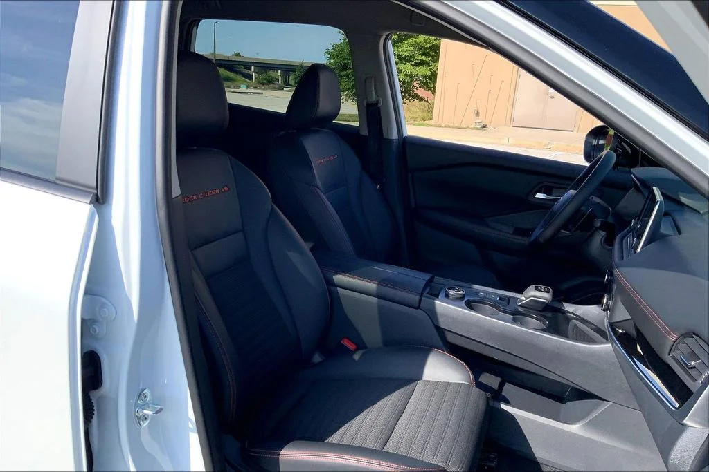 Used 2026 White Nissan Rock Creek image 7