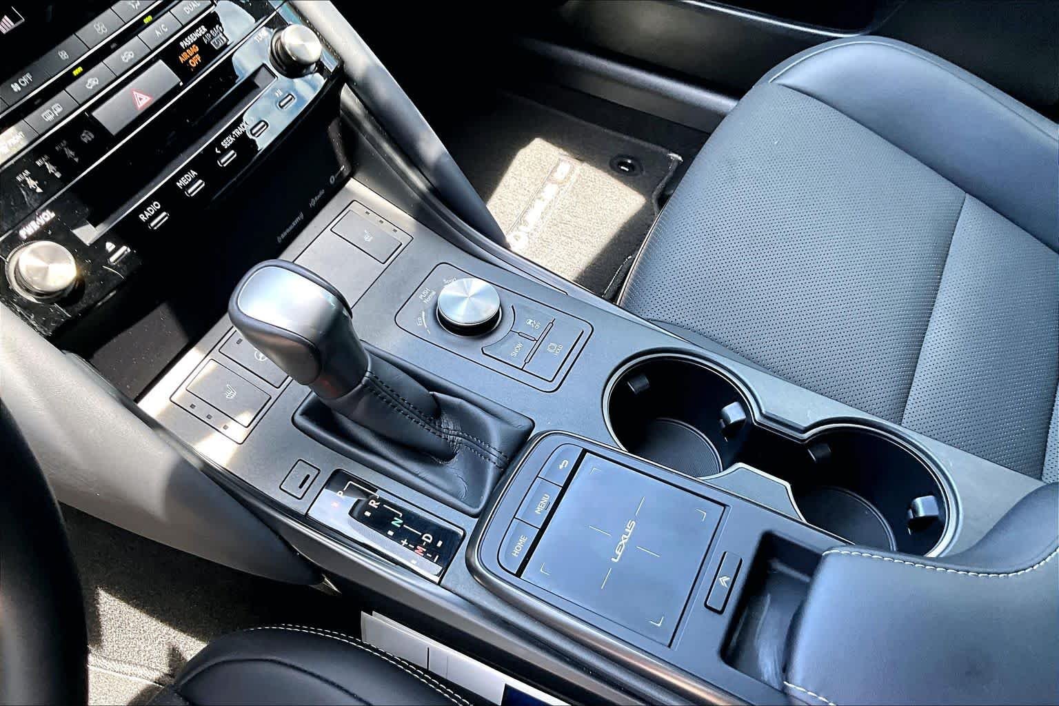 Used 2025 Ultra White Lexus F SPORT Design image 17