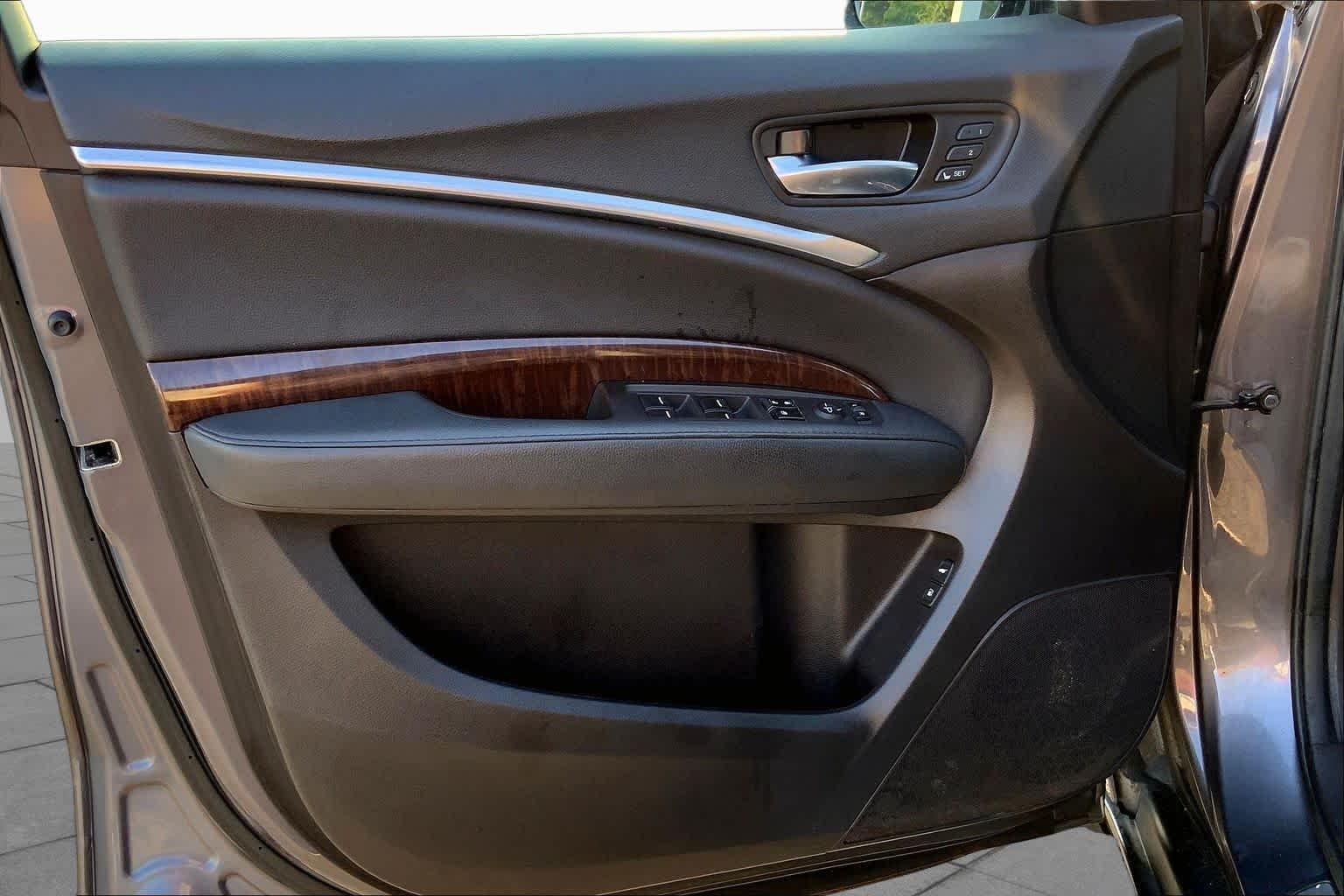 Used 2020 Modern Steel Metallic Acura  image 19
