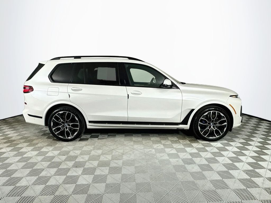 Used 2023 White BMW xDrive40i image 8