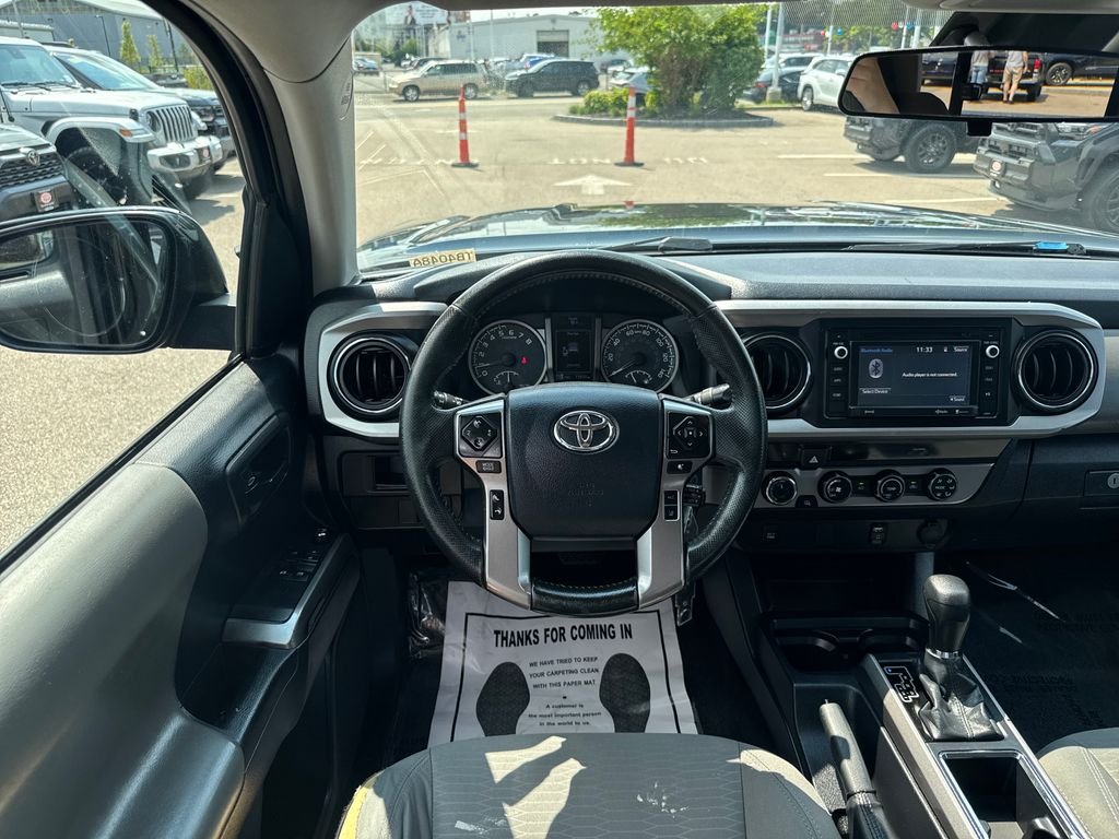 Used 2018 Black Toyota SR5 image 12