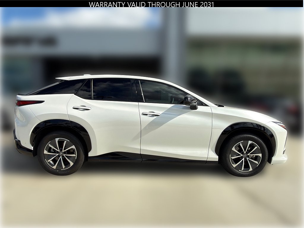 Certified Used 2025 EMINENT WHITE PEARL Lexus Premium image 11