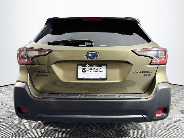 Used 2025 Green Subaru Onyx Edition XT image 6