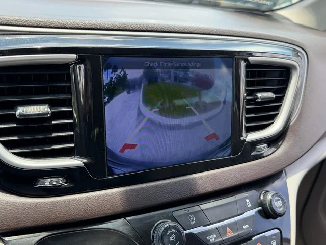2017 Chrysler Pacifica Touring - Photo 17