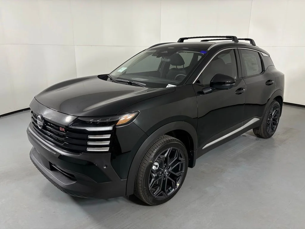 New 2026 Super Black Nissan SR image 4