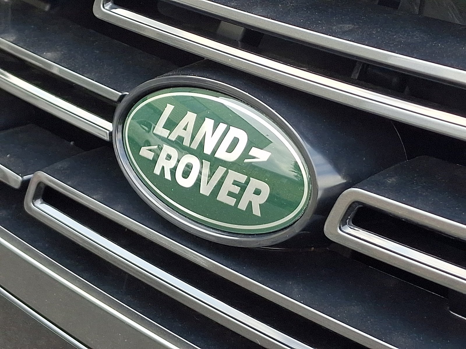 New 2026 Petrolix Blue Land Rover  image 19