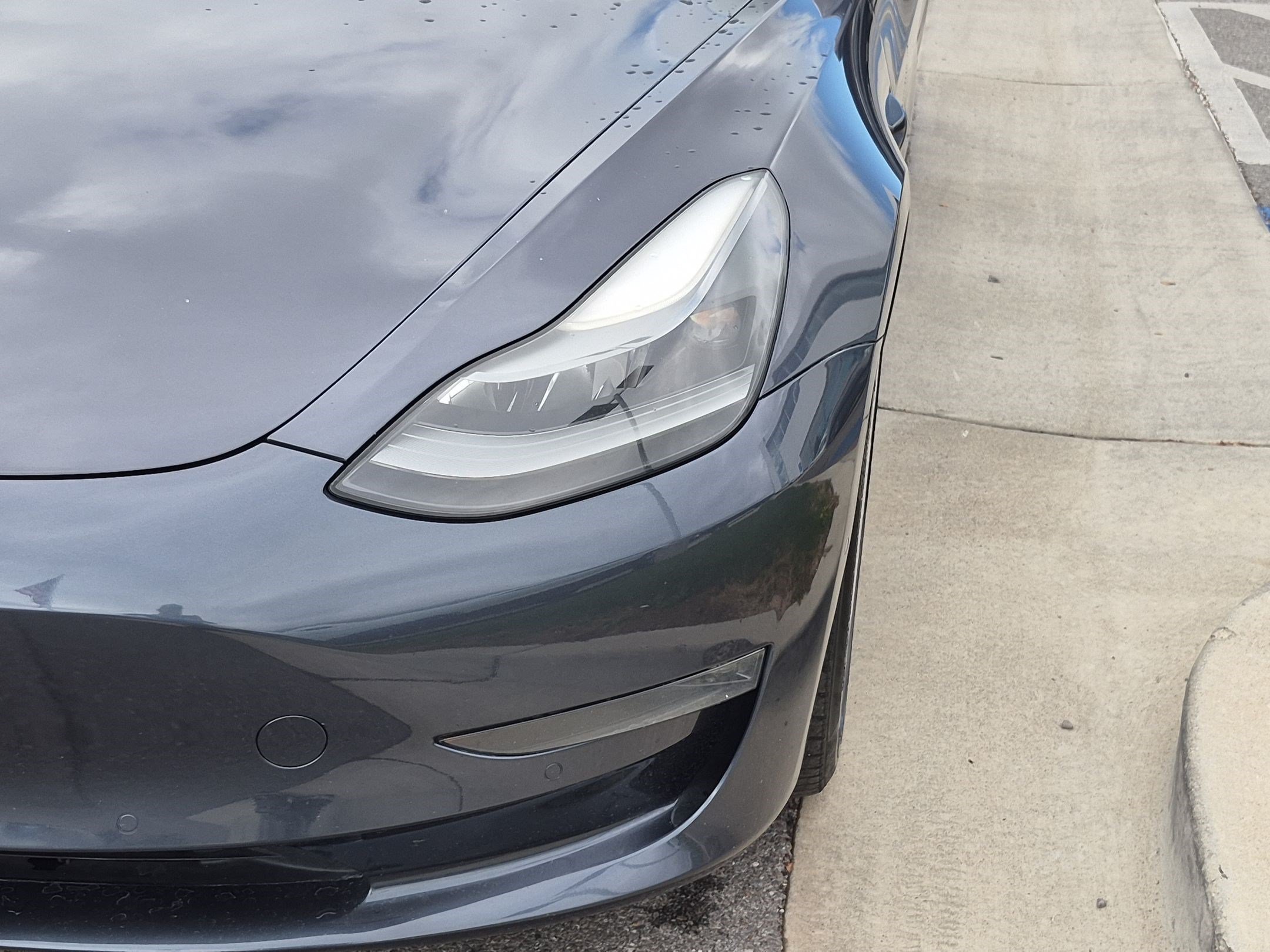 Used 2022 Midnight Silver Metallic Tesla Long Range image 11