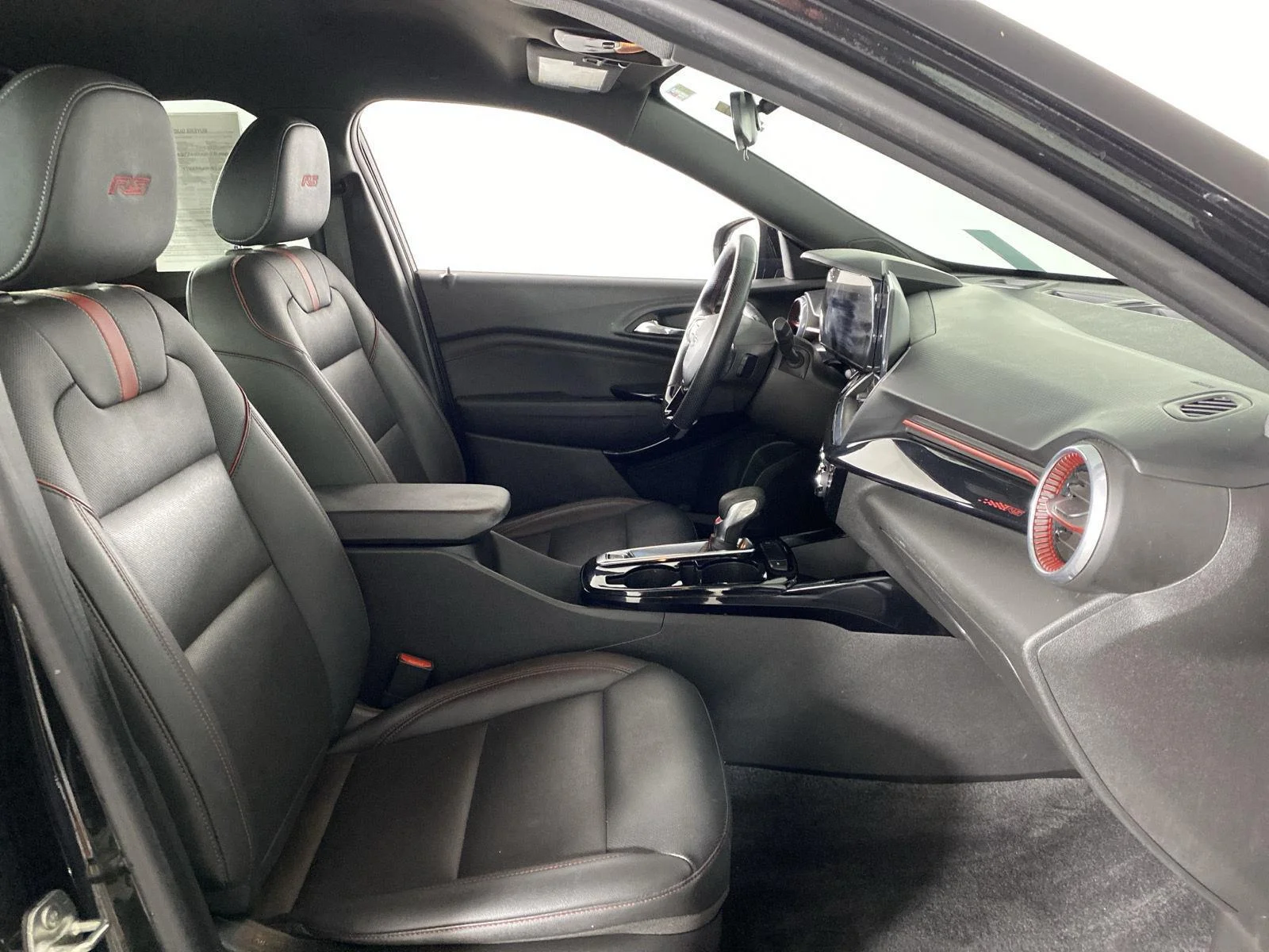 Used 2024 Mosaic Black Metallic Chevrolet 2RS image 24