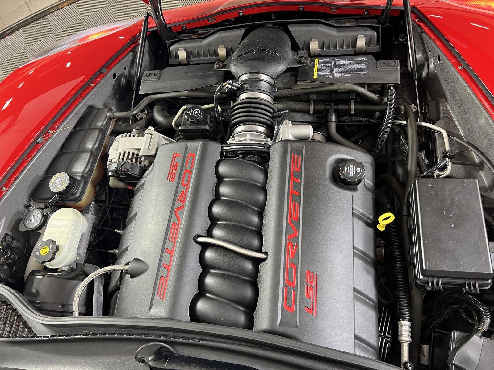 Used 2005 Victory Red Chevrolet Base image 23