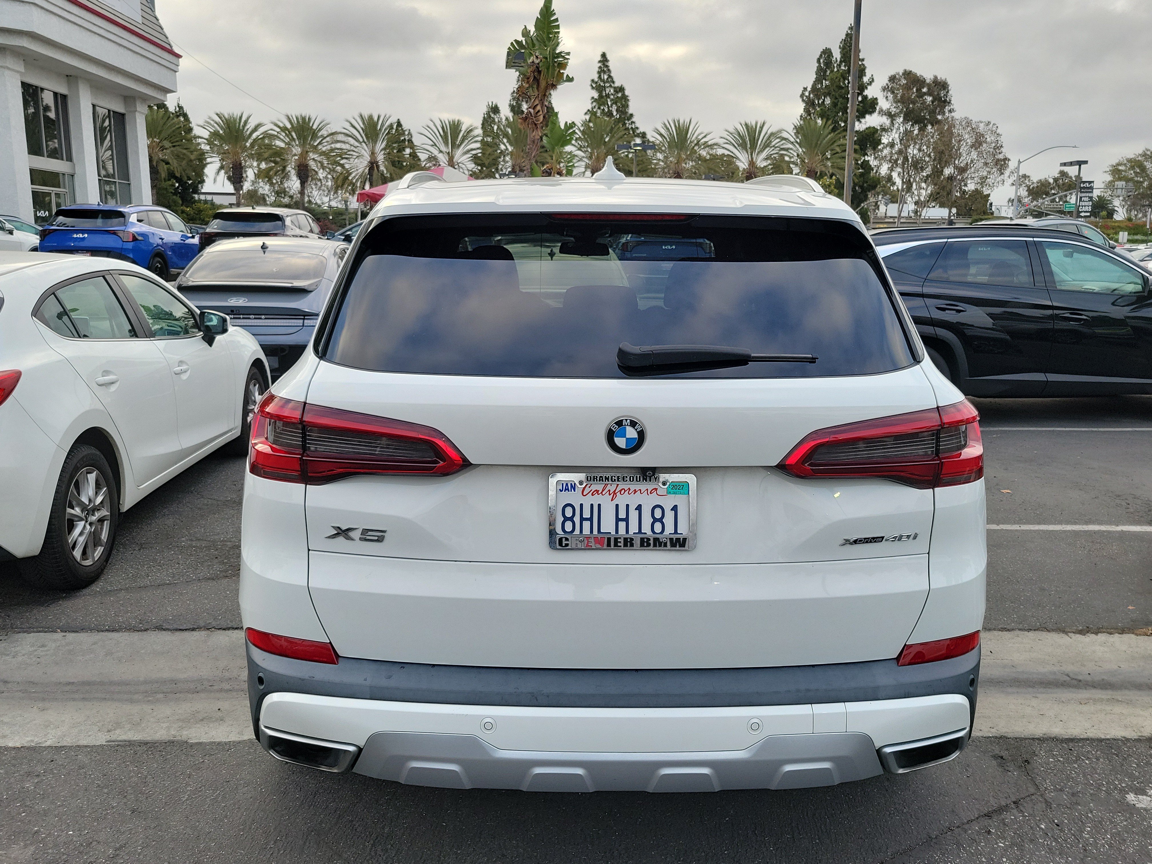 Used 2019 Alpine White BMW xDrive40i image 5