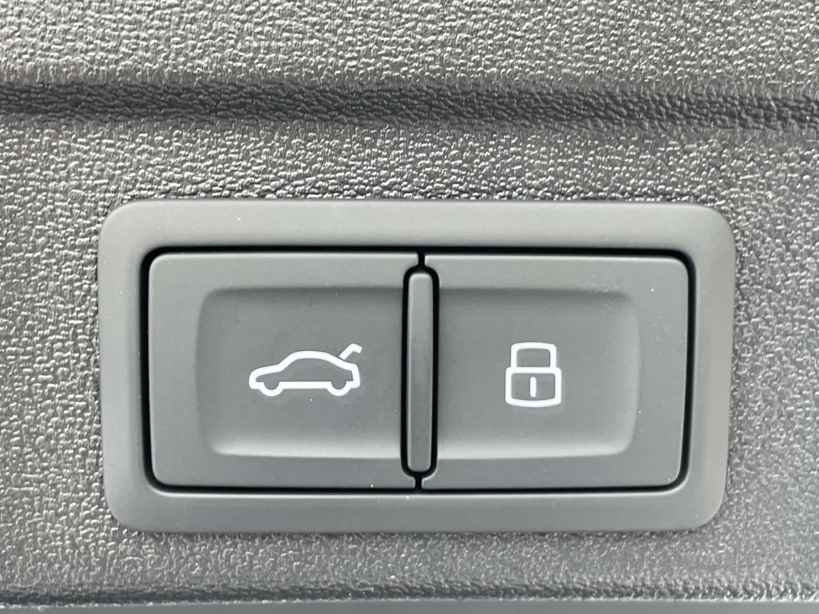 New 2026 6Y6Y/ Audi Premium Plus image 19