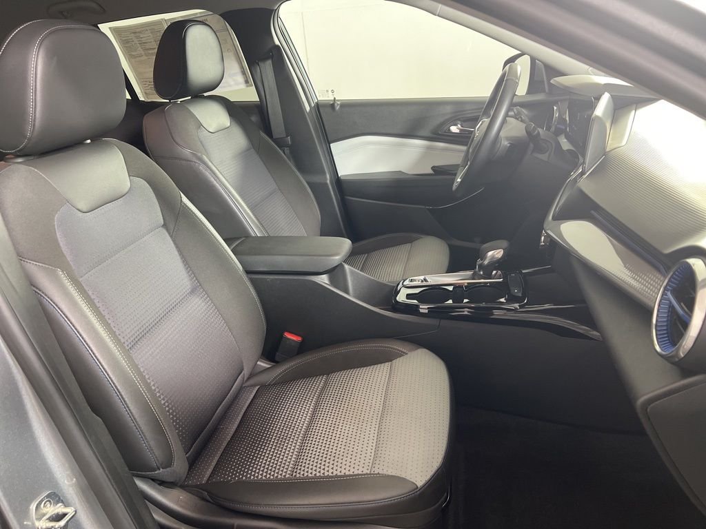 Used 2024 Gray Chevrolet LT image 20