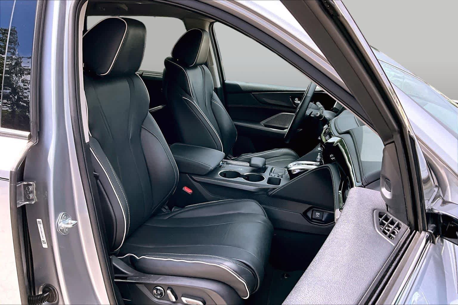 Used 2022 Lunar Silver Metallic Acura w/Advance Package image 9