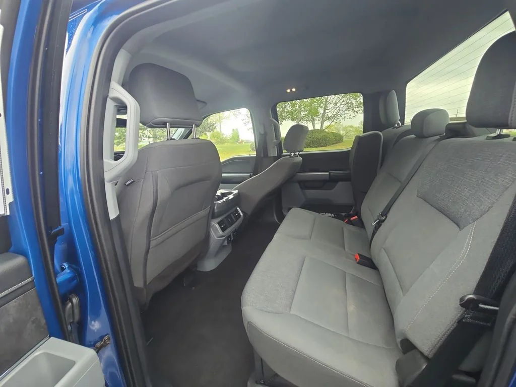 Used 2024 Blue Ford XLT image 37