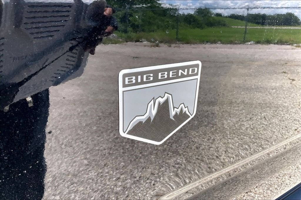 New 2026 Shadow Black Ford Big Bend image 15