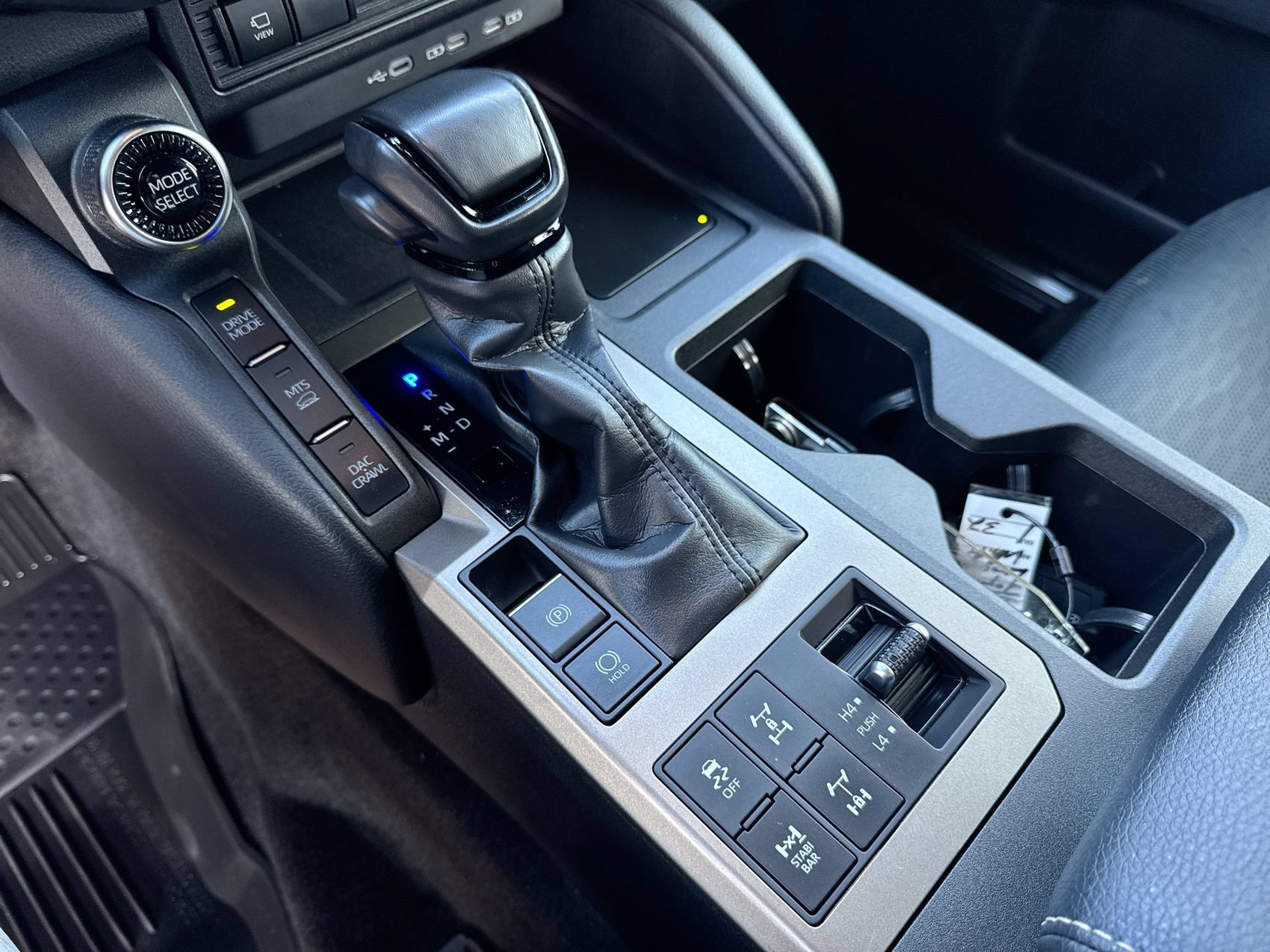 Used 2024 Pearl Toyota  image 19