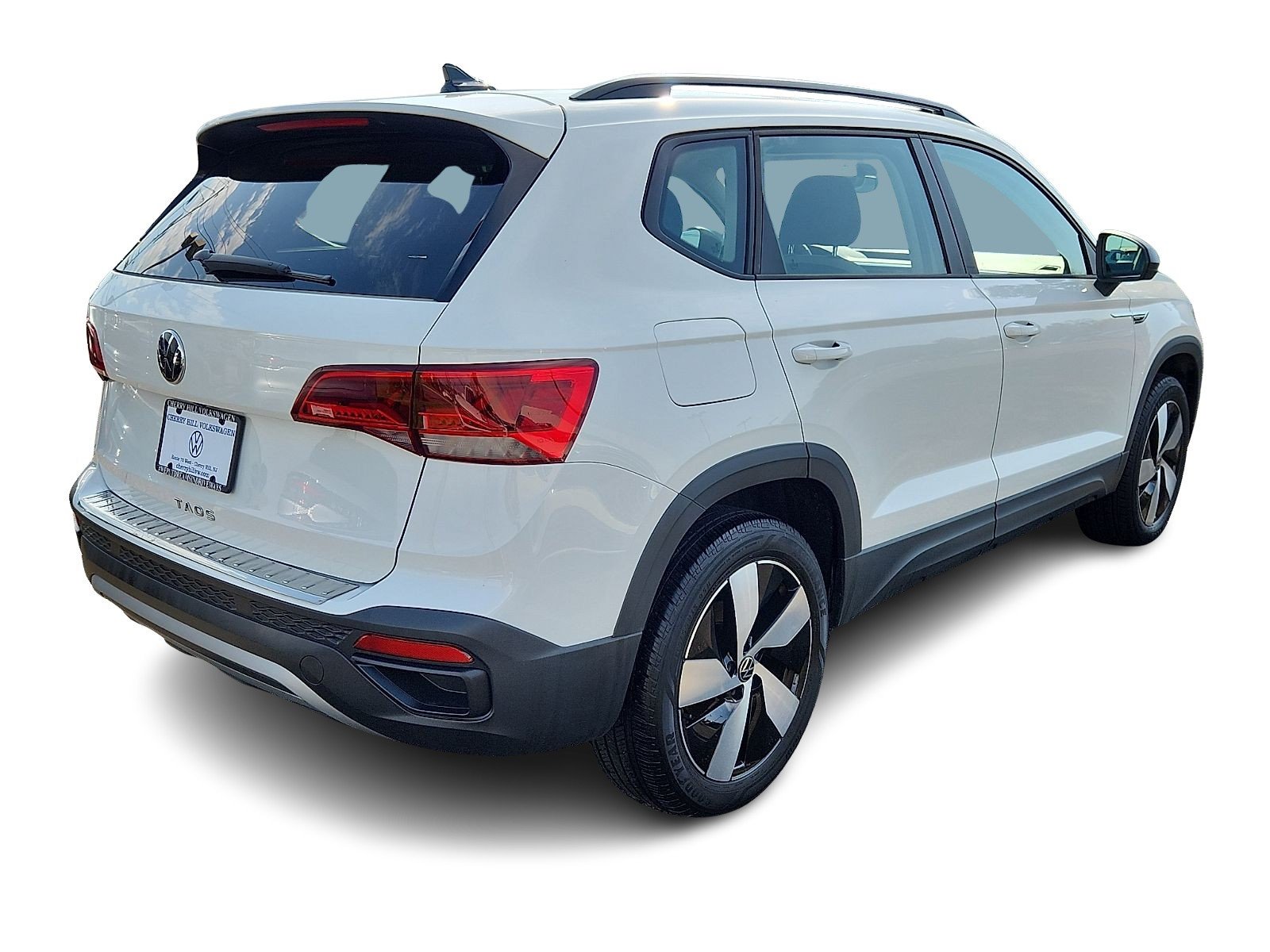 Used 2023 Pure White   0Q0q Volkswagen S image 4