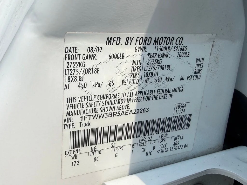Used 2010  Ford  image 30