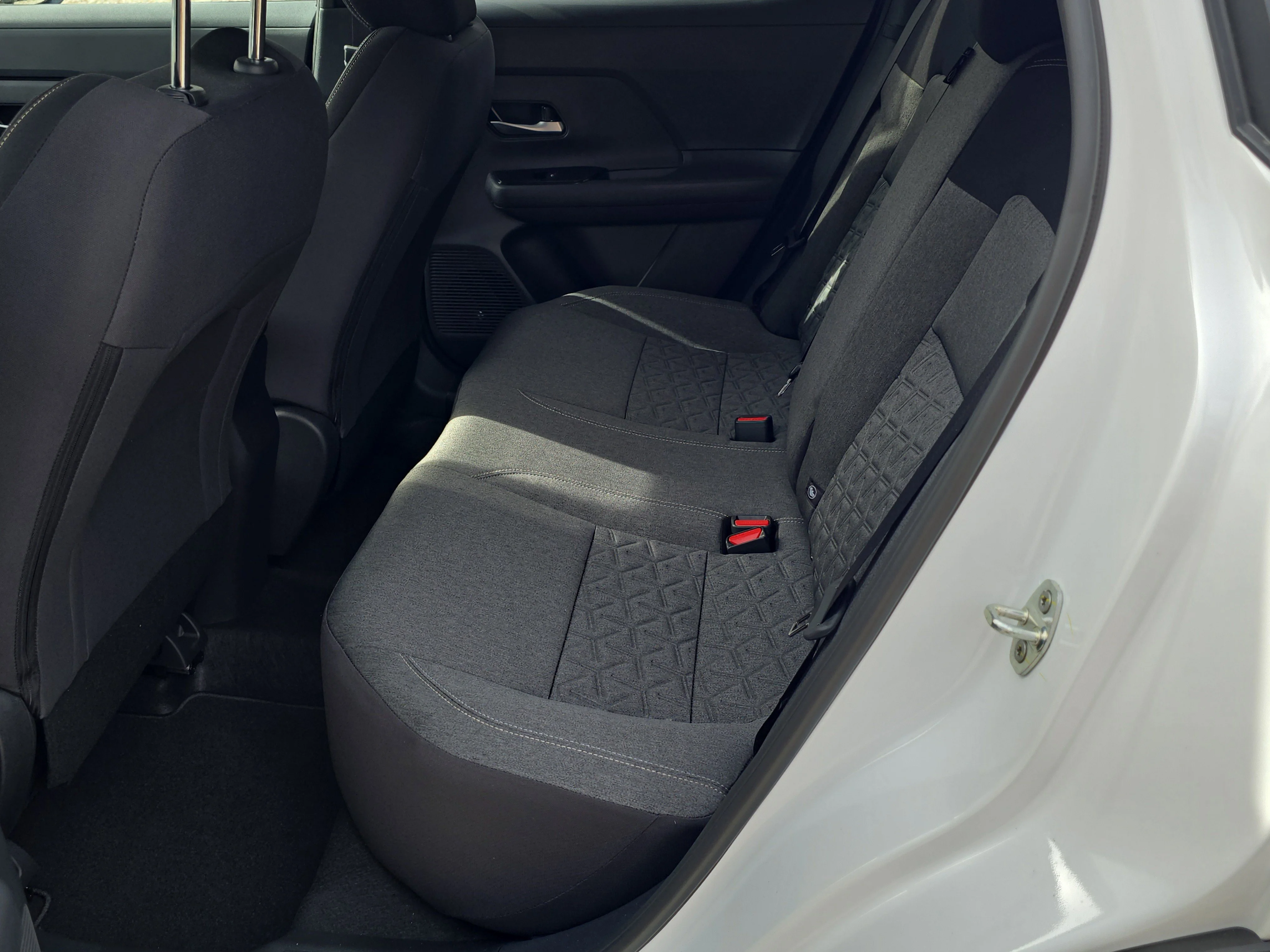 2026 Nissan KICKS SV - Photo 18