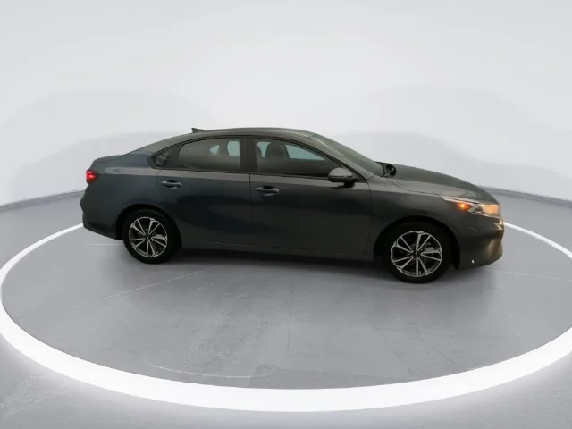 Used 2023 Gray Kia LXS image 9