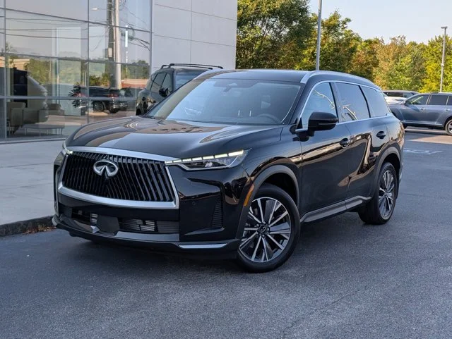 New 2027 MINERAL BLACK INFINITI LUXE image 1