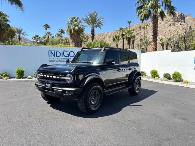 Used 2025 Shadow Black Ford Outer Banks image 1
