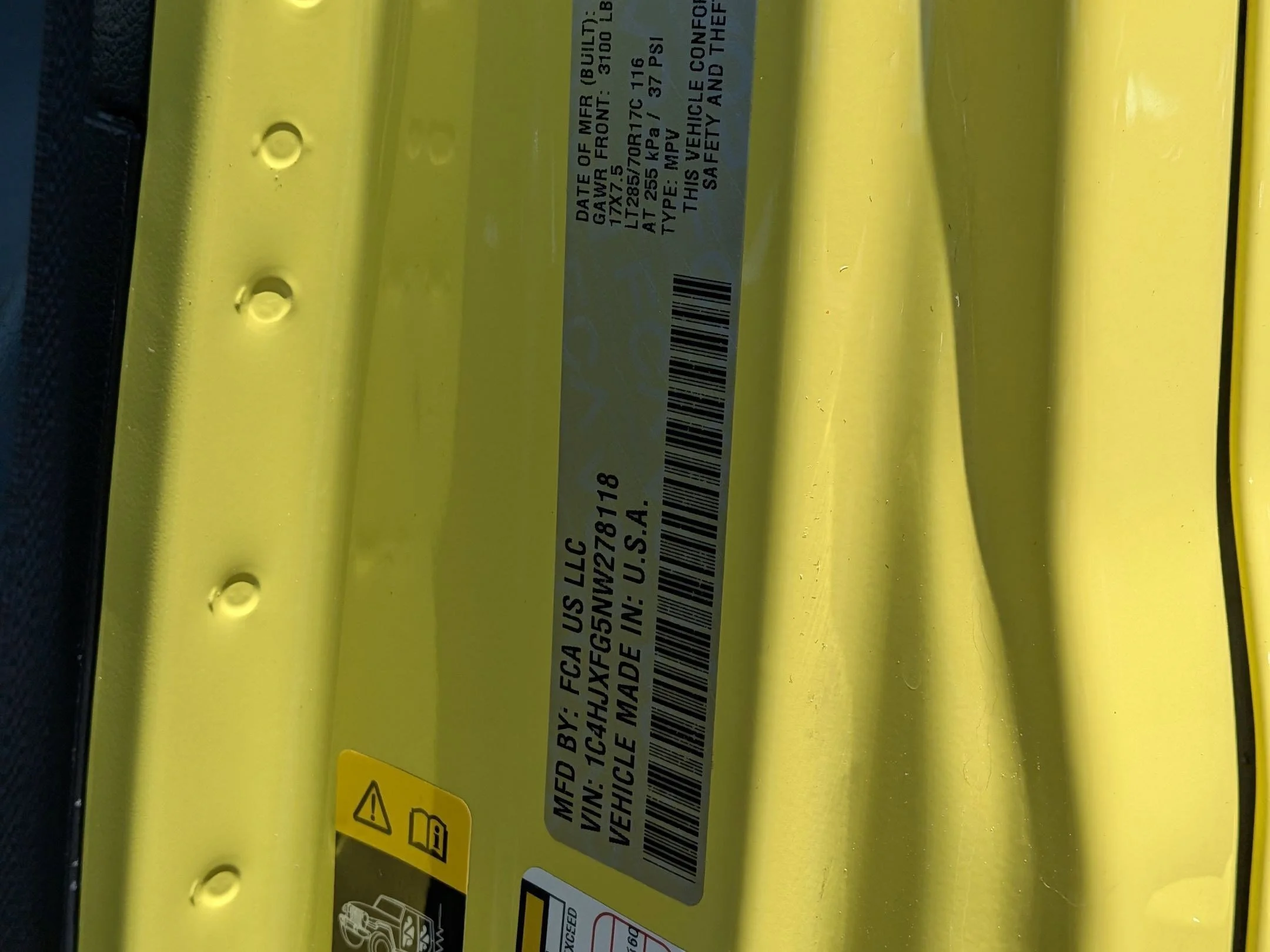 Used 2022 High Velocity Clearcoat Jeep Unlimited Rubicon image 34