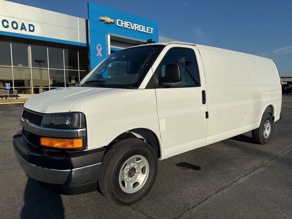 2025 Chevrolet Express Cargo Work Van - Photo 7