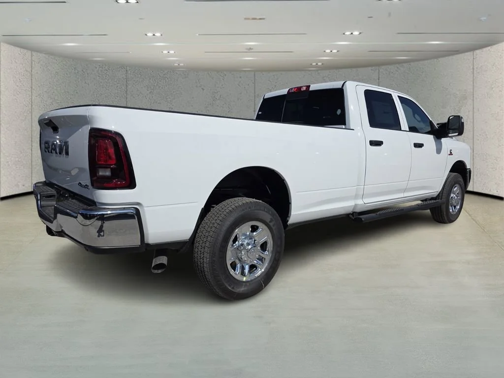 2026 RAM 2500 Tradesman - Photo 4