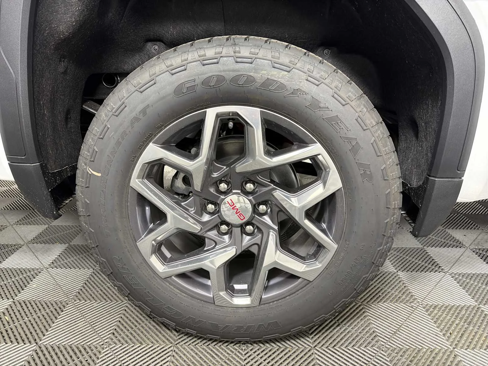 New 2026 Summit White GMC SLT image 15