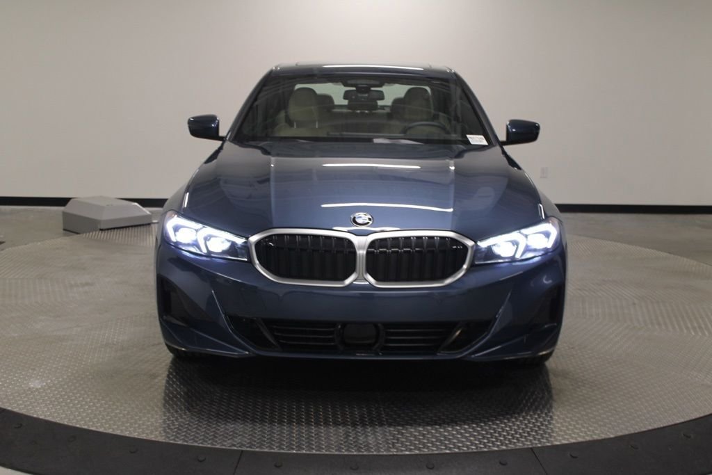 Used 2025 Blue BMW 330i image 10