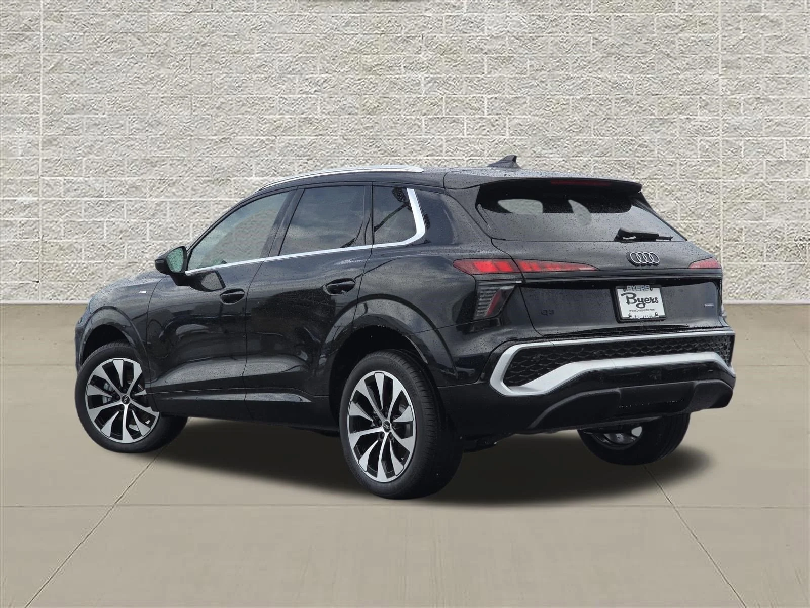 New 2026 Mythos Black Metallic Audi S line image 5
