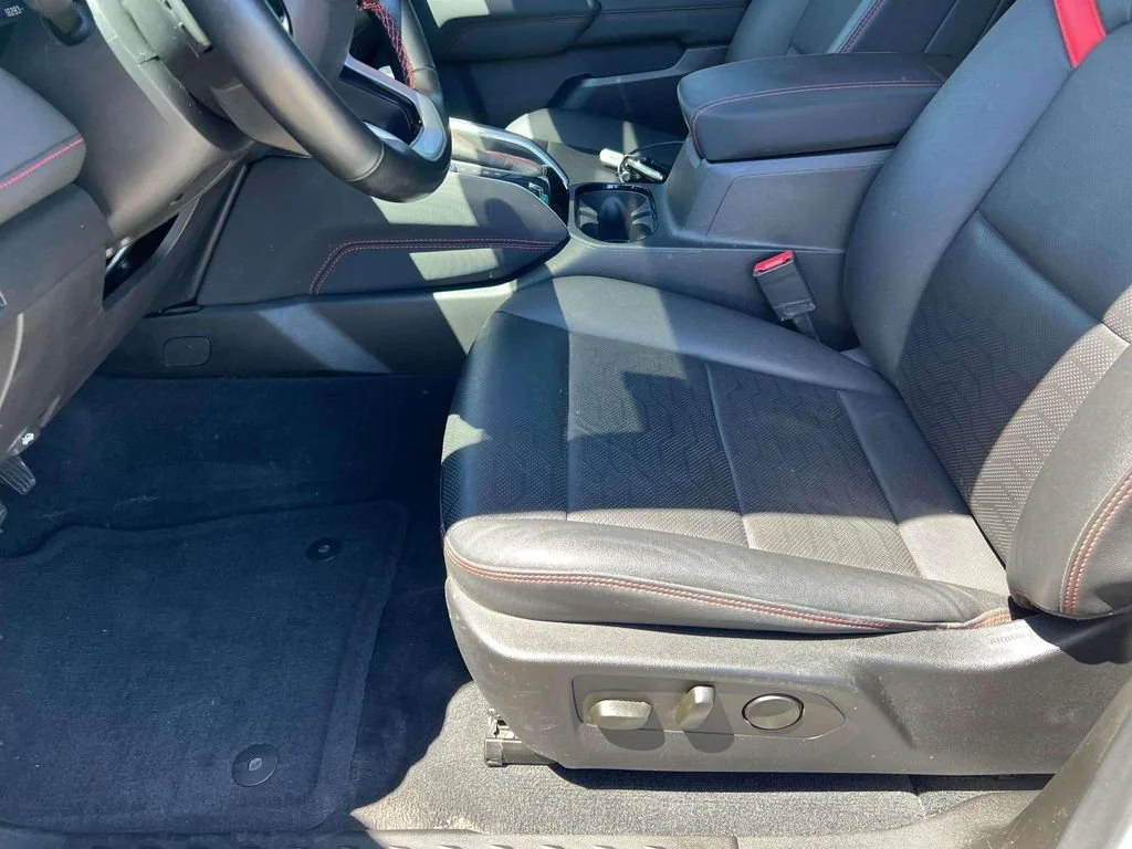 Certified Used 2023 Summit White Chevrolet Z71 image 20