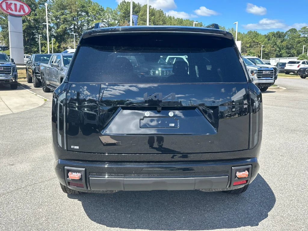 New 2027 Black Kia X-Pro SX image 6
