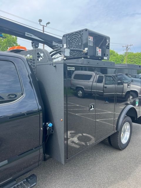 New 2026 Agate Black Metallic Ford F-550® XLT image 3