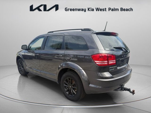 Used 2020 Gray Dodge SE image 5