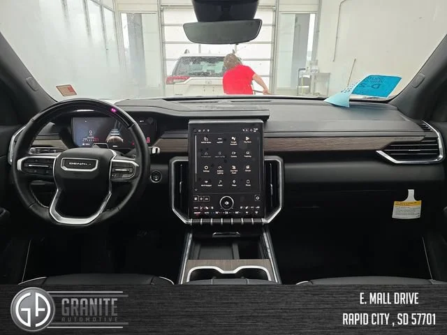 2026 GMC Acadia Denali - Photo 12