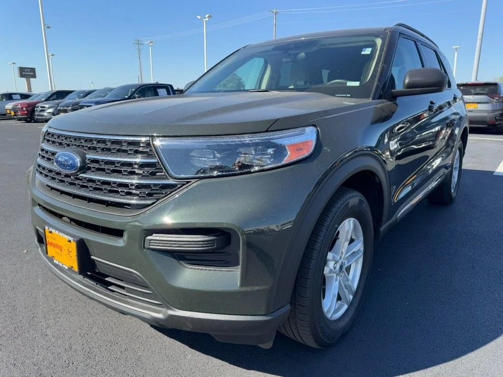 Used 2023 Green Ford XLT image 8